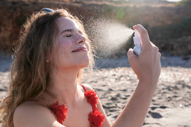Try Gels and Sprays for a Lightweight Finish