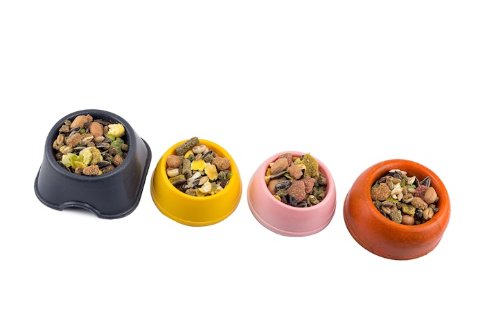 Mixed Feeds Contain a Variety of Whole Ingredients