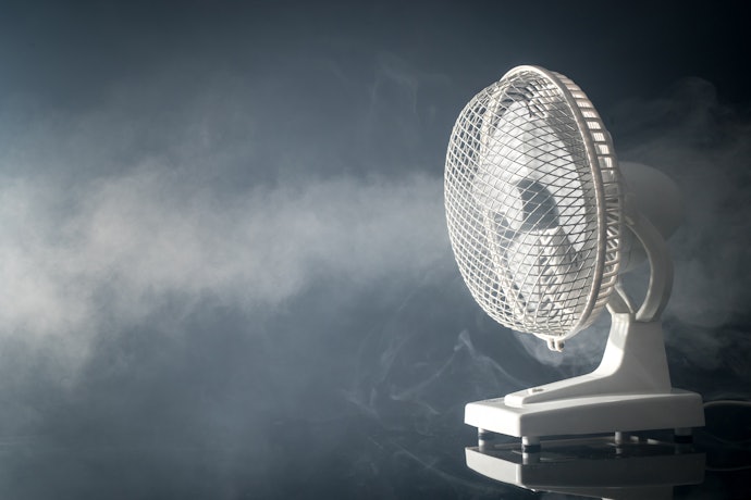 A Desk Misting Fan Is Portable and Perfect for Tabletops