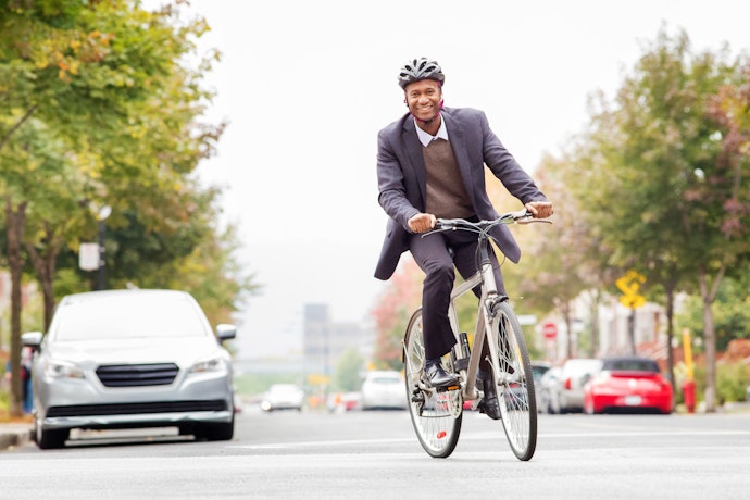 Casual and Stylish Shoes for Commuters