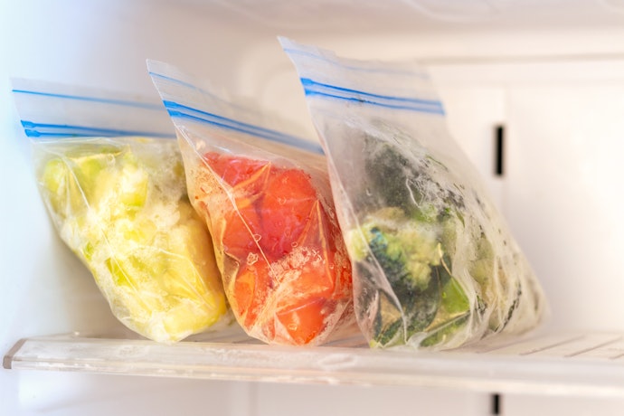 Semi-Automatic Defrosting for Convenience