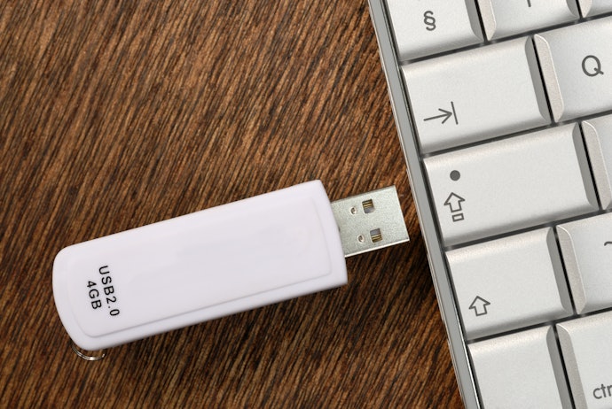 Opt for USB 2.0 If You're Transferring Small-Sized Files