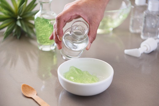 Aloe Vera and Glycerin Are Humectants That Will Surely Hydrate the Skin