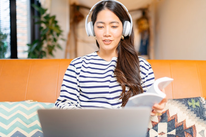 Books With Supplementary Materials Such as Audio Files and Video Modules