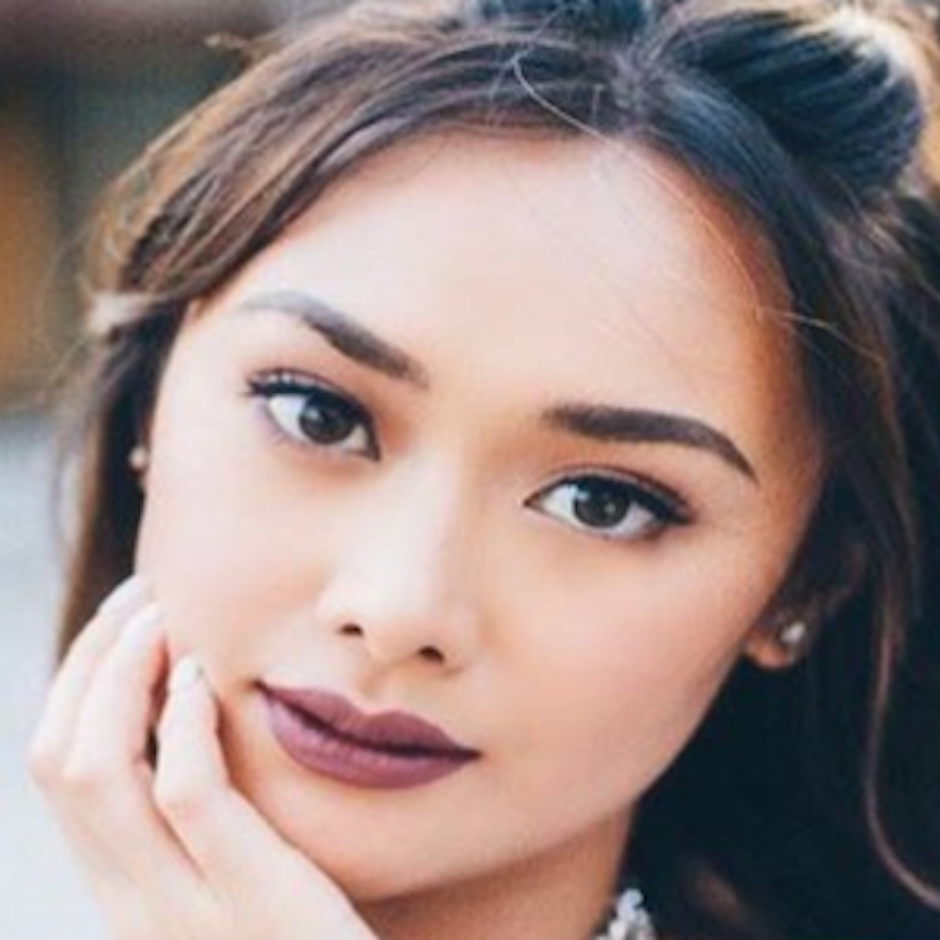 Marlann's Top 10 Livestreaming Essentials