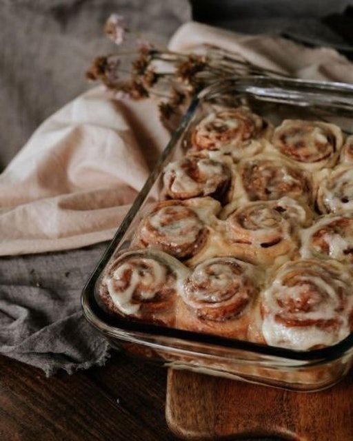 Cinnamon Rolls 3