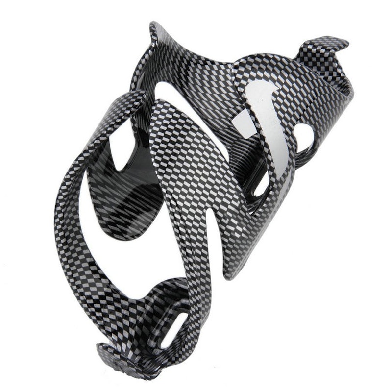 Carbon Fiber Bottle Cage 1