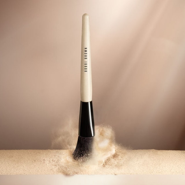 Sheer Finish Pressed Powder 3