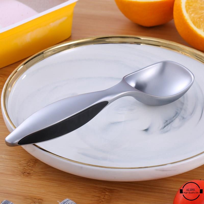 Multi-Functional Ice Cream Scooper 2