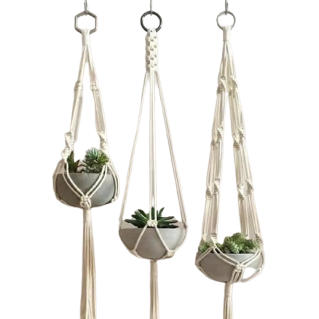 Freestyle Macramé Plant Hanger 1