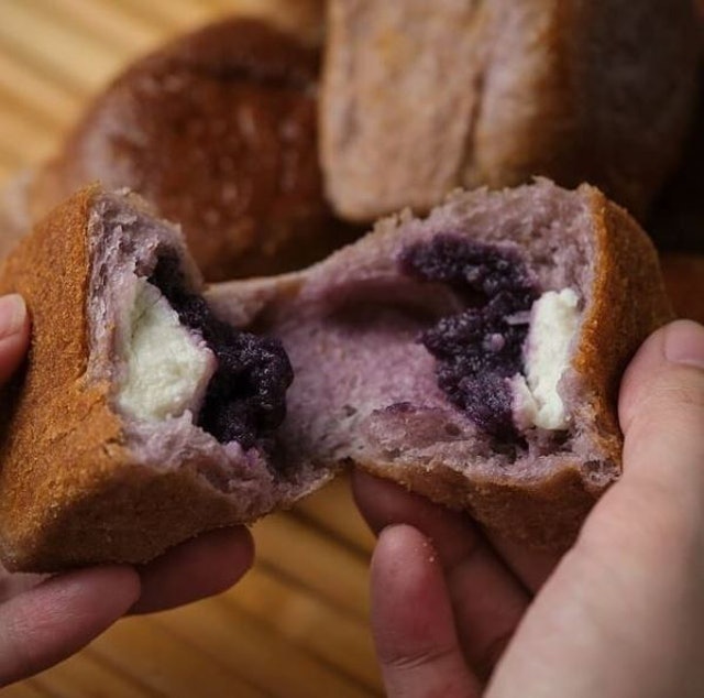 10 Best Ube Cheese Pandesal in the Philippines 2026 | Buying Guide Reviewed by Nutritionist-Dietitian 2