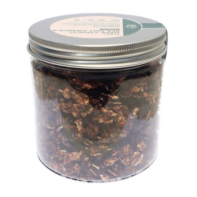 Vegan Dark Choco Sea Salt Granola  3