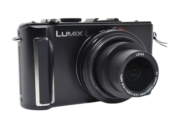 Digital Camera	 1