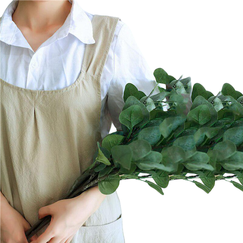 Hanging Neck Cross-Back Apron 3