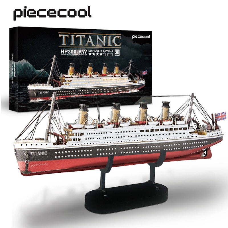Titanic Ship Model 2