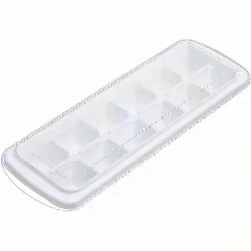 Ice Cube Tray With Lid 2