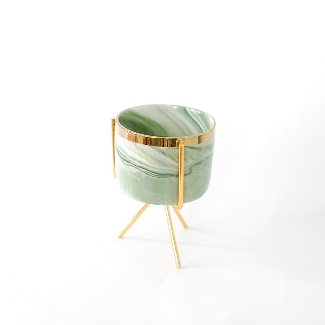 Marble Finish Porcelain Pots with Iron Stand 4