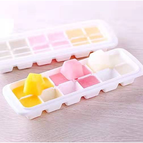 Ice Cube Tray With Lid 3