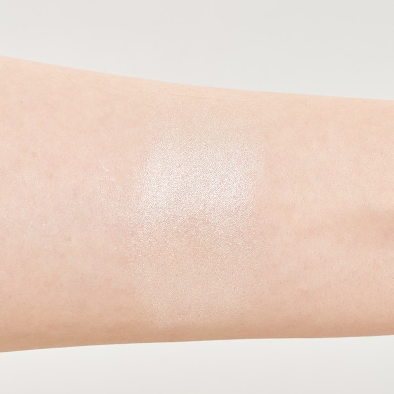 Cezanne Pearl Glow Highlighter 3