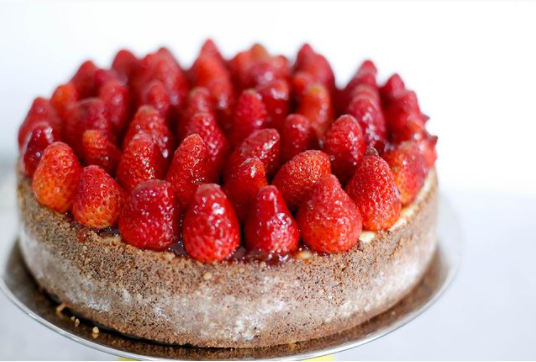Full Strawberry Cheesecake 2