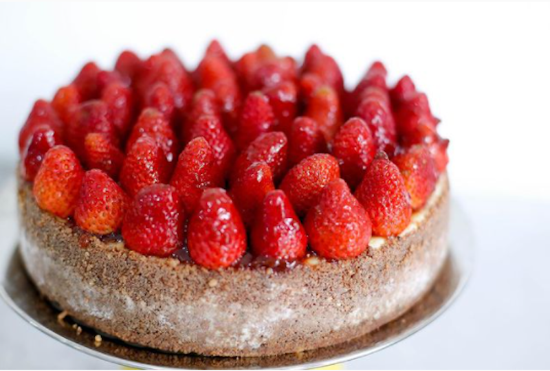 Full Strawberry Cheesecake 2