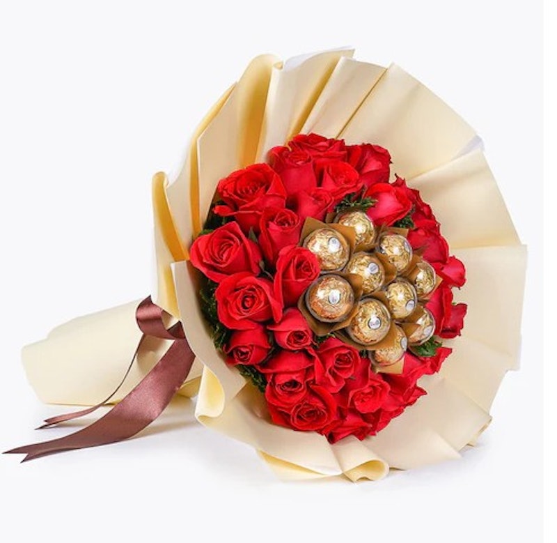 30 Red Roses and Ferrero 1