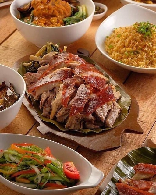 Whole Lechon 2