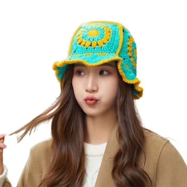 Knitted Bucket Hat 2