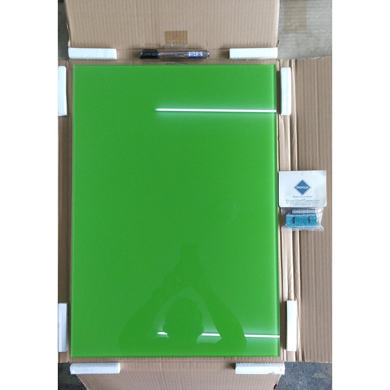 Opus Magnetic Glass Board 2