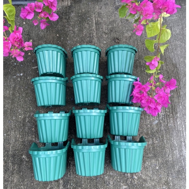 12pcs (2clips) Small Vertical Hanging Pot 5