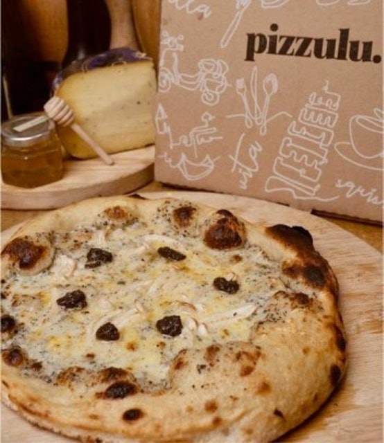 Black Truffle Mushroom Pizza 1
