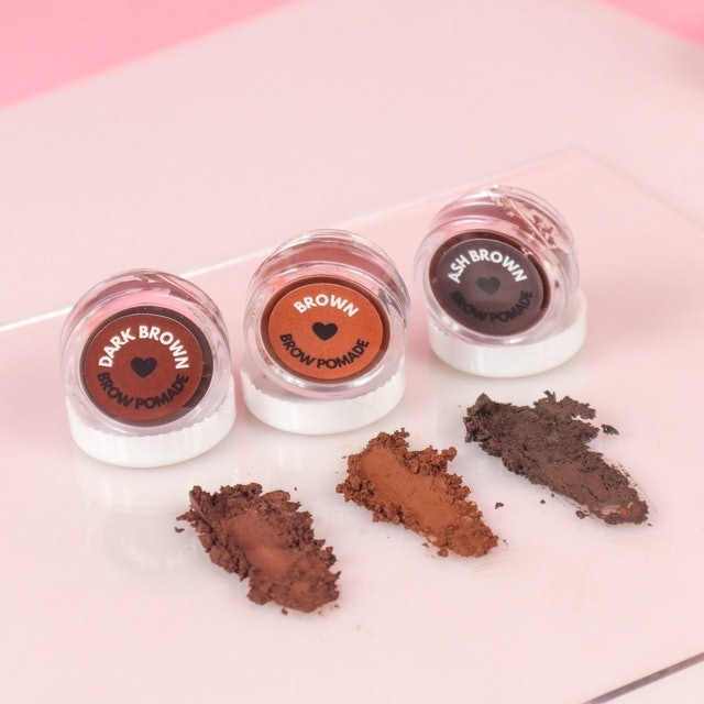 Brow Pomade Set with Brush 3