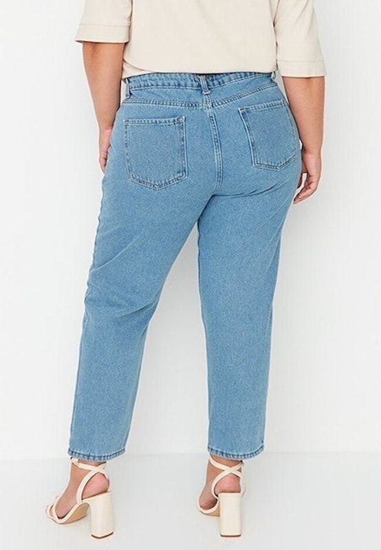 Plus Size High Waist Mom Jeans 2