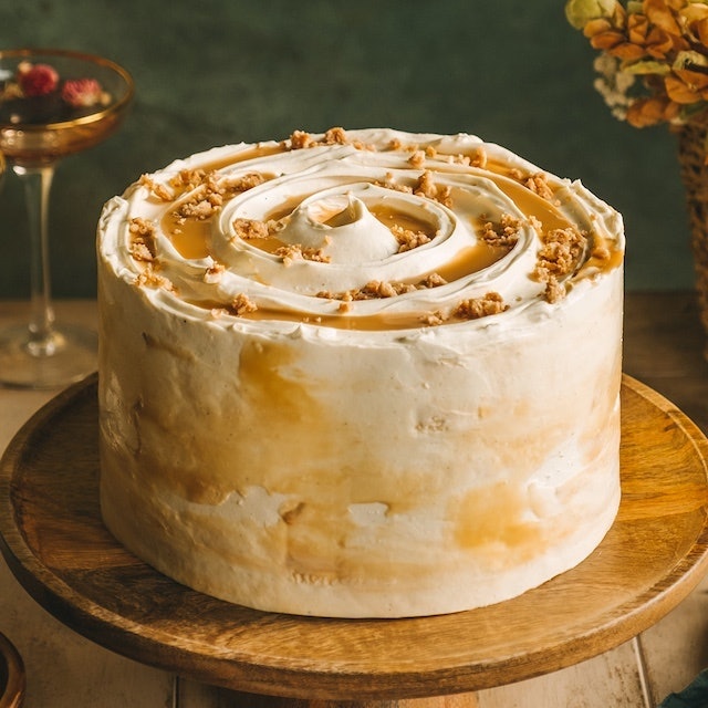 Caramel Vanilla Cake 1
