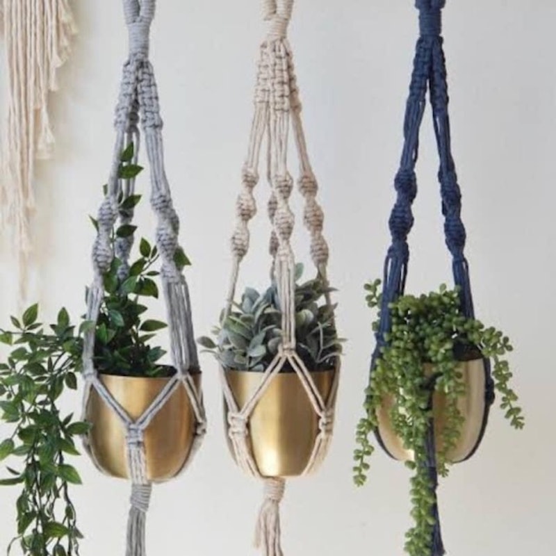 Macramé Plant Hanger 1