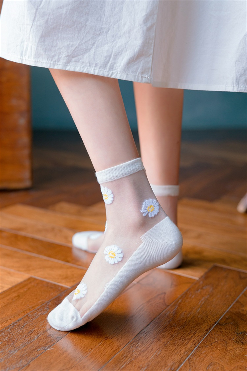 Sheer Floral Socks 4