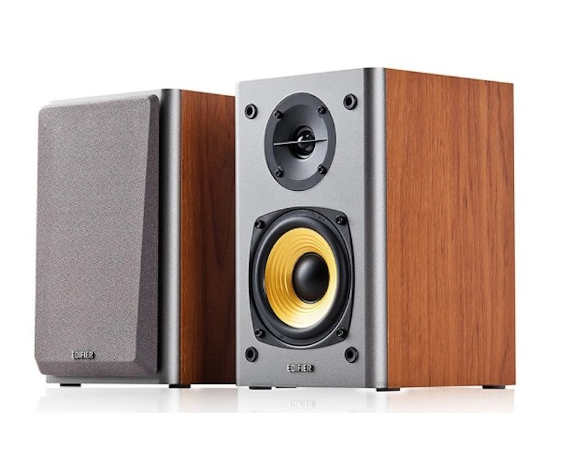Portable Wood Bookshelf Speaker 1