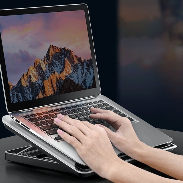 Aluminum Alloy Low Noise Laptop Cooling Pad 2