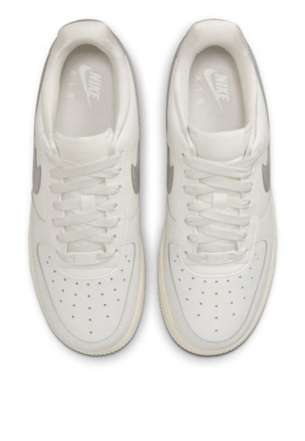 Air Force 1 '07 Shoes 3