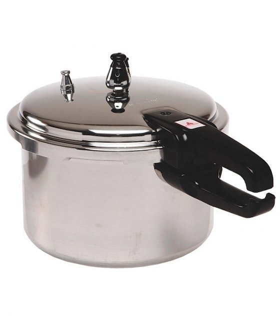 10 Best Pressure Cookers Online 2026 | Buying Guide Reviewed by Chef 4