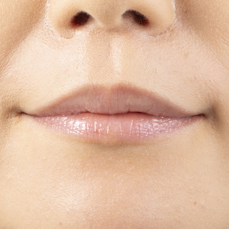 SOLID-IN Lip Essence 3