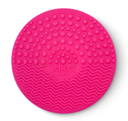 Milano Brush Cleansing Pad 1