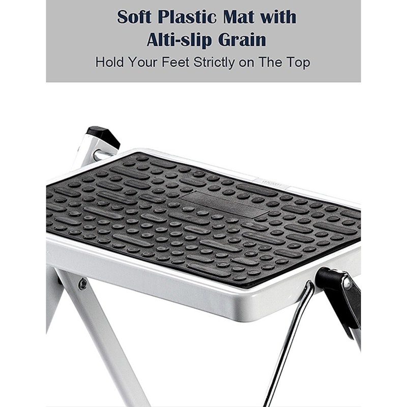 The Mini 2-Steps Stool 2