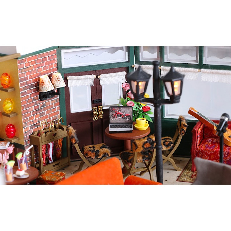 DIY Miniature Central Perk Set 5