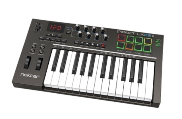 Impact LX 25 Controller + Keyboard 1