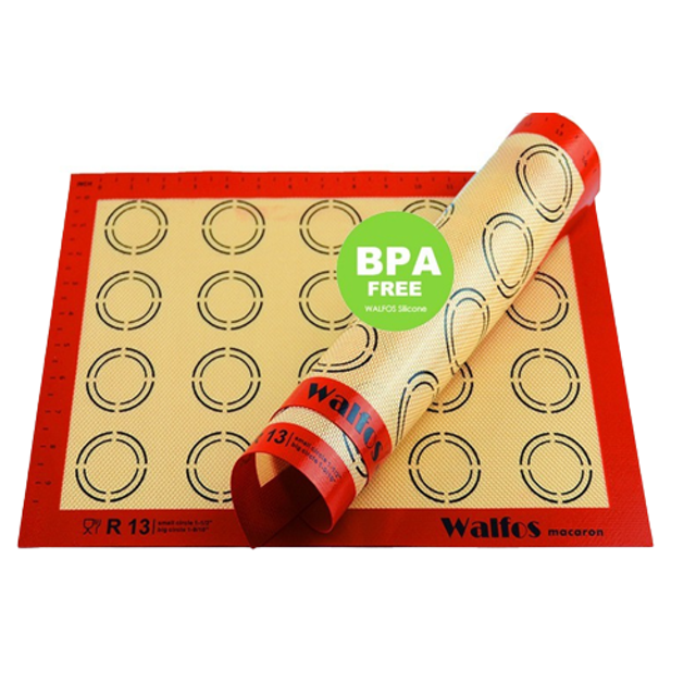 Non-Stick Silicone Baking Mat 1