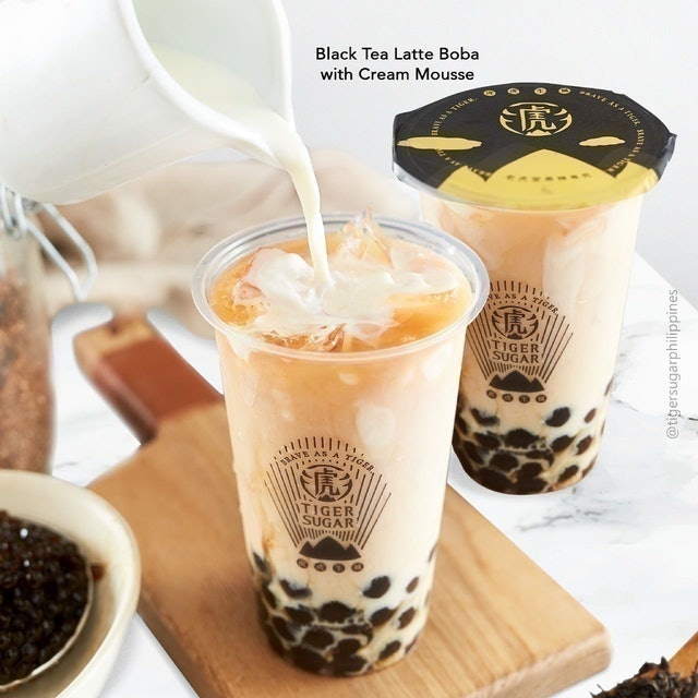Black Tea Latte Boba or Pearl With Cream Mousse 2