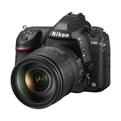 D780