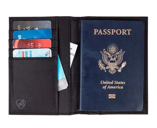 OS Classic Passport Case Accessories Black	 2