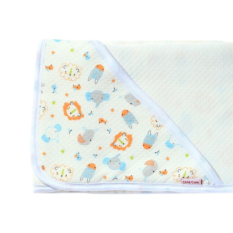 Hooded Blanket With Layered Fabric 7